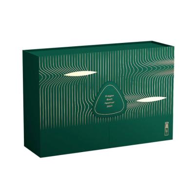 China Custom Made Wholesale Recyclable Luxury Green Cardboard Rigid Guest Ramadan Gift Packaging Box for sale