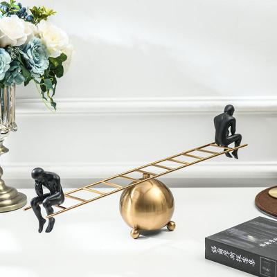 China Metal Decor Home Ornaments Housewarming Gifts Opening Decoration American Style Office Decoration Resin Figures Opens The Thinker Living Room Study Statue Decorations Home Accessories for sale