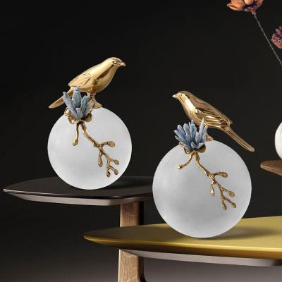 China Fascinating Crystal Flower Brass Designer Bird Bird House Ornaments Modern Minimalist Home Art Accessories Craft Decoration Living Room Small Decorate for sale