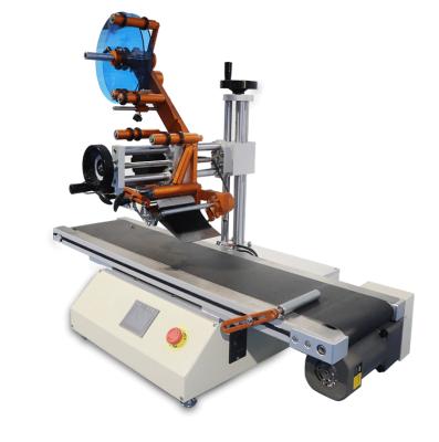 China Food small plane automatic labeling machine intelligent control system occupying space small labeling machine for sale