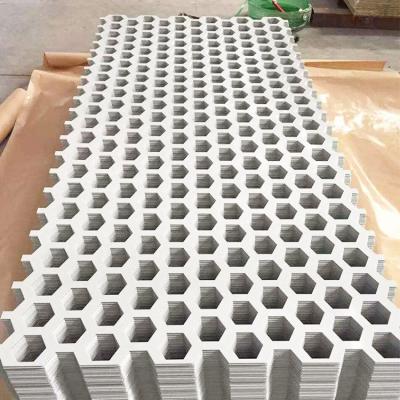 China 3Cr13Mov 4Cr13Mov 5Cr15Mov 7Cr17Mov 8Cr13Mov 9Cr18Mov 4x8 Automatic Stainless Steel Perforated Sheet ASTM A240 for sale