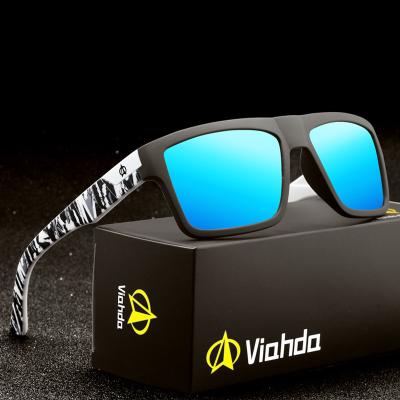 China Cool Fashion Sunglasses Viahda Square Sunglasses Men NEW Coating Mirror Driving Sun Glass Eyewear Male Glasses V6009 for sale