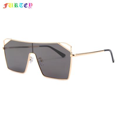 China Cheap and Fine Sunglasses 2021 Whole Sale Square A18121 Big Metal Super Hot Square Frame Sunglasses for sale