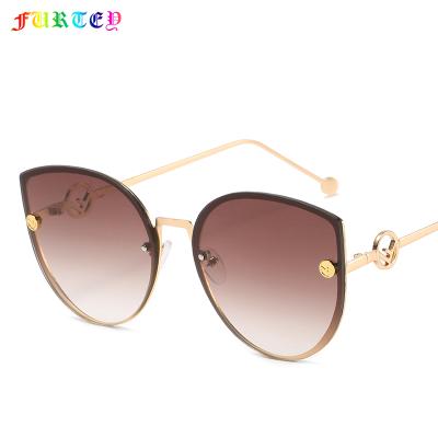 China Fashion Sunglasses 397 Designer Sunglasses Big Frame Cat Eye Inside Frame Woman Movie Sunglasses Genuine for sale