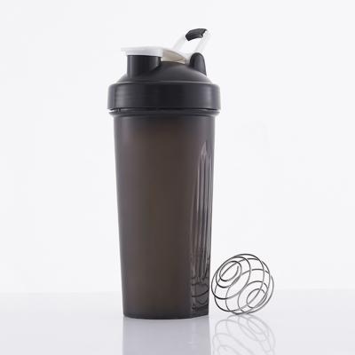 China Barber Shop Custom Logo Gym 20oz Protein Shaker Bottle Shaker Plastic Promotional Mug for sale