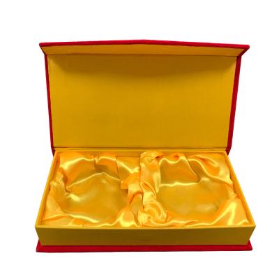 China Free Samples Custom Logo Printed Cardboard Red Gift Necklace Recyclable Packaging Magnetic Jewelry Box for sale