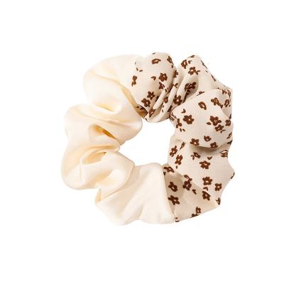 China 2022 New Custom Printed Elastic Custom Colors Environmentally Friendly Logo Hair Scrunchies With Small MOQ Of Girl Hair Bands for sale