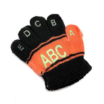 China Wholesale simple cheap warm winter ABC knitted gloves for kids luvas kids knit gloves for sale