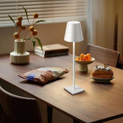 China Cordless LED Cordless Table Lamp Retro Bar Metal Desk Lamps Rechargeable Touch Dimming Night Light Restaurant Bedroom Home Outdoor Decor for sale