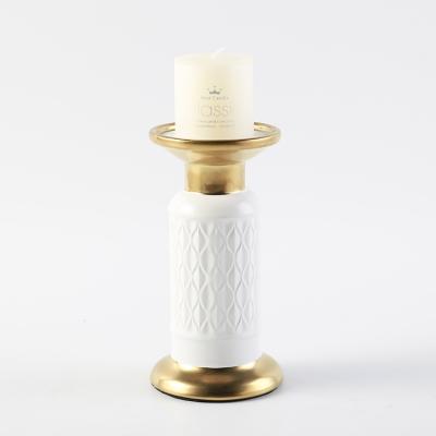 China Nordic elegant home decoration elegant gold wedding candle holder style decor ceramic candle holder for sale