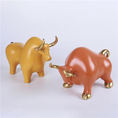 China Simply Hot Sale Ceramic Cow Shape Home Decoration Piece Craft Ornament Home Decor for sale