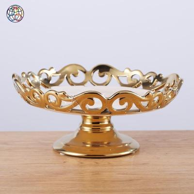 China Viable Cheap Dinner Dishes High Grade Small Goods Cream And Fruit Dish Ceramic White Porcelain Gold Lined for sale