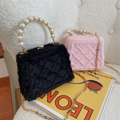 China FANLOSN Fashion Elegant Pearl Handle Fur Bags Women Handbags Adjust Shape Handbags Box Bag Purse for sale