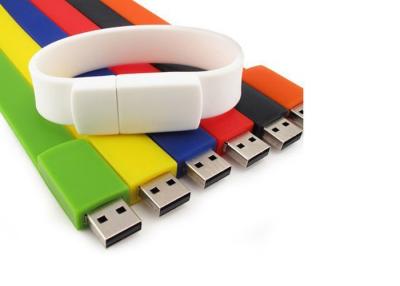 China Het draagbare USB-flashstation van de Siliconearmband Kleurrijk met Aangepast Embleem Te koop