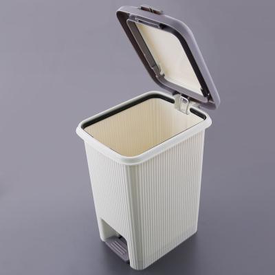 China Modern 10L White Plastic Kitchen Customized Viable Portable Removable Manual Indoor Rectangular Pedal Built In Bin for sale