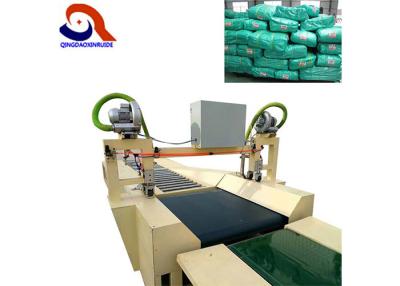 China Tarpaulin Covers Canvas Banner Welding Machine With Transport Belt for sale