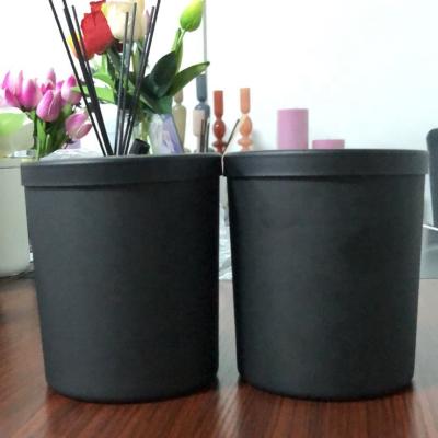 China Luxury Newcomer Frosted Black Candle Vessel With Black Steel Cover, Matte Black Glass Candle Jar High Quality 13oz for sale