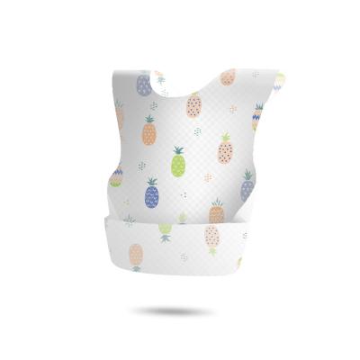 China Package 20pcs Antibacterial Custom Printed Waterproof Non Woven Fabric Feeding Bib Disposable Baby Paper Bibs for sale