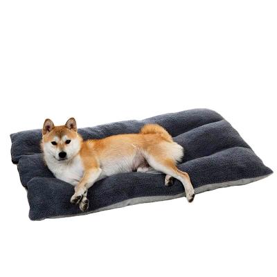 China Stored Warm Dog Mat Fall/Winter Kennel Dog Bed Middle And Large Removable And Washable Plush Dog Mat for sale