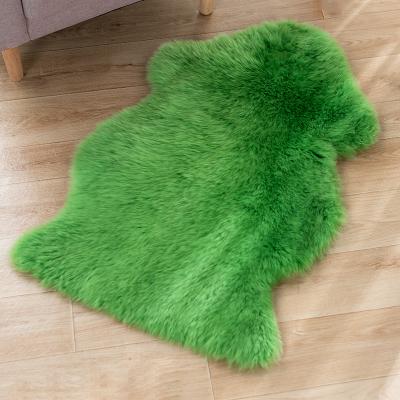 China Wholesale Anti-slip Luxury Warm Real Lamb Skin Rug Sheepskin Floor China Factory Australian Sheepskin Blanket for sale