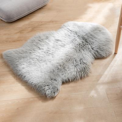 China Eco-friendly Shaggy Sheepskin Fur Rug Carpet Ddye Sheepskin Cover for sale