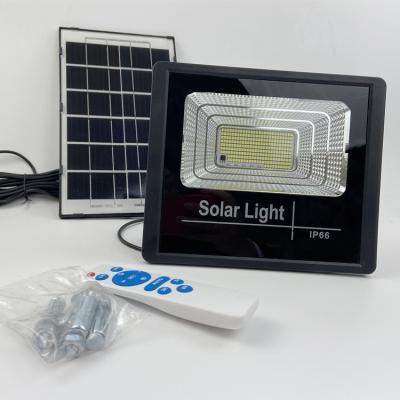 China Garden Solar Power Outdoor 50w 100w 150w 200w Led Outdoor Solar Flood Light for sale