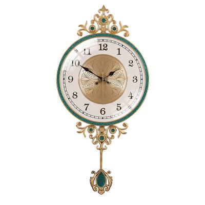 China Antique Style Home Fashion Brass Decoration Quiet Quartz Clock Living Room Customized Luxury Wall Swing Wall Clock for sale