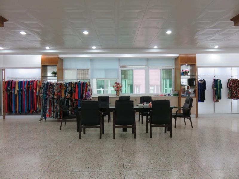 Verified China supplier - Shantou Kaihong Clothes Industrial Co., Ltd.