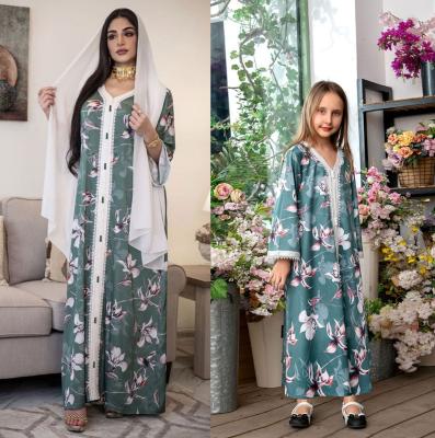 China Islam Soft Clothing Muslim Women Family Mother And Daughter Parent-child Clothing Green Print Dress Long for sale