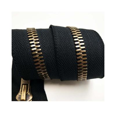 China Other #3 #5 Good Quality Metal Zipper Gold Metal Zipper Roll Brass Zipper for sale