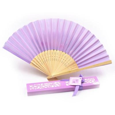 China Japan Retro Style Hand Fans / Hot Selling Bamboo Wooden Silk Hand Fan For Wedding Favor for sale