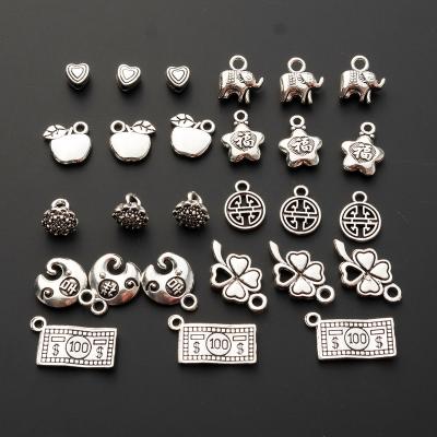 China New Style Zinc Alloy Flat Round Spacers Bead Pendant Antique Silver Tone Silver Color Metal Zinc Alloy Loose Spacer Bead for sale