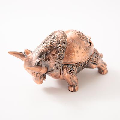 China Wholesale Custom Metal Accessories Cow Decorative Metal Smoking High Temperature Ashtray for sale