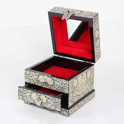 China Wedding Gift Mother Of Pearl Inlaid Art Jewel Box for sale