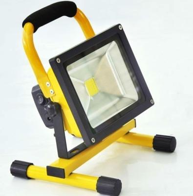 China DC12v 10W Portable Flood Lights With CE / ROHS , Rechargeable Led Outdoor Lights　 　　 for sale