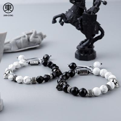 China Hot Sale S0666 JIANDONG Fashionable Natural Black Agate Helmet Warrior Bracelet 10MM Adjustable White Stone Bracelet For Men for sale