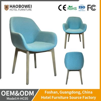 China Customized Fabric Solid Wood Dining Room Chair for Hotel Furniture in Northern Europe for sale