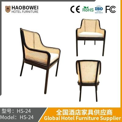 China Restaurante de Europa del Norte Silla de apoyabrazos de madera sólida de caña de madera real paquete de madera sólida silla de comedor conversación informal silla de café en venta