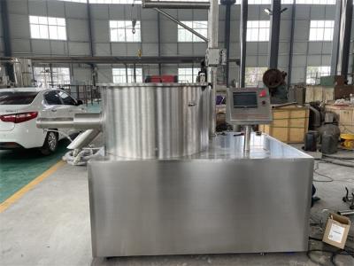 China Water Jacket Design Cylinder Shaping Granulator 5.5KW Power With 0.8-2.5mm Sieve Diameter for sale