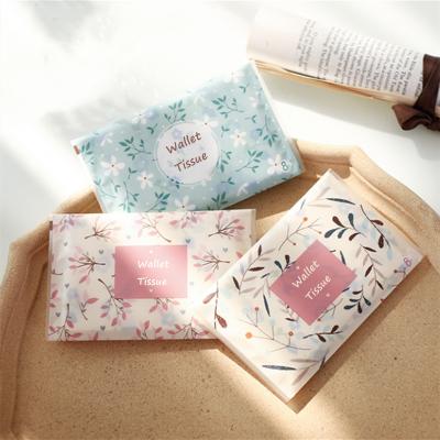 China Cloth Logo Mini Pack Portable Wallet Custom Wallet Tissues for sale