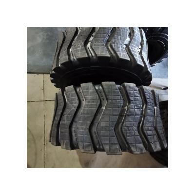 China 16/70-20 tires heavily used with good price of loaders and bulldozers for sale