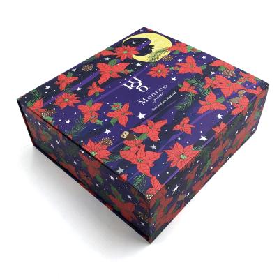 China Custom Recyclable Magnetic Folding Gift Cardboard Christmas Paper Box Packaging for sale