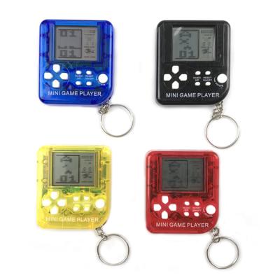 China Entertainment Toys Big Screen 2021 Hot Selling Mini Classic Game Electronic Toy Mini Game Machine Toy With Handheld Plastic Key Chain for sale