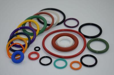 China Fair UV Resistance High Heat Resistant Large Rubber O Ring with Tensile Strength 1500 Psi for sale