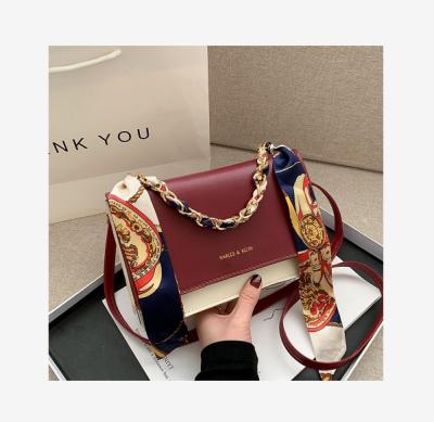 China 2021 Fashion Diagonal Silk Handbag Women's One-Shoulder Bag Party Purse Chain Scarf Ladies Diagonal Silk Handbag for sale