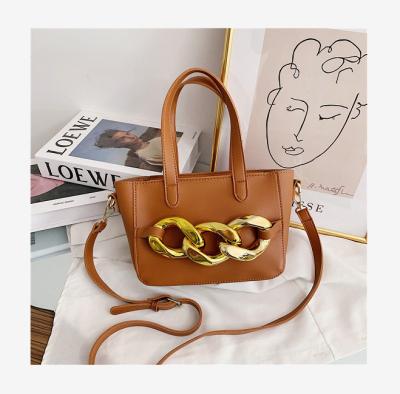 China 2021 Fashion Retro Trend Handbag Chain One Shoulder Acrylic Part Shoulder Bag For Women for sale