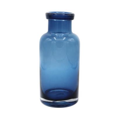 China New Arrival Factory Room Wholesale Decoration Glass Vases Blue Colored Glass Vase Girls Glass Vases For Home Decor for sale