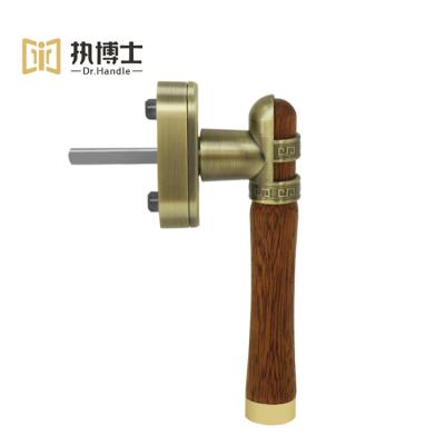 China Customized Traditional Wood Casement Window Hardware Lockable Window Handle With Mahogany Wood Bar for sale