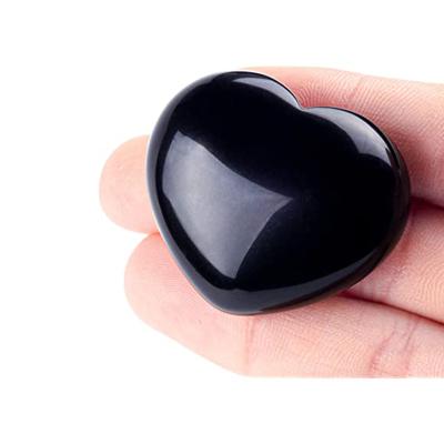 China Europe Hot Selling Natural Obsidian Quartz Heart 2-2.5-3CM Crystal Heart Carved Homemade For Gift for sale