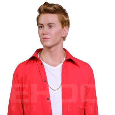 China Popular Singer Customized Lifelike Hyper Wax Figure From Europe for sale